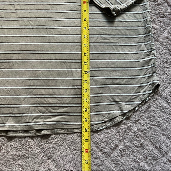 NWT Old Navy Luxe Striped Shirt Women’s Size M - Picture 4 of 10